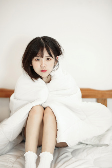 小小逃妃震江山