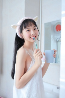 大龟慢慢挺进张梅的身体