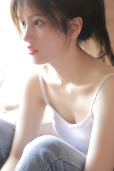 少妇诱人的瑜伽裤
